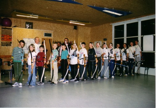 Kinder in der Halle 1